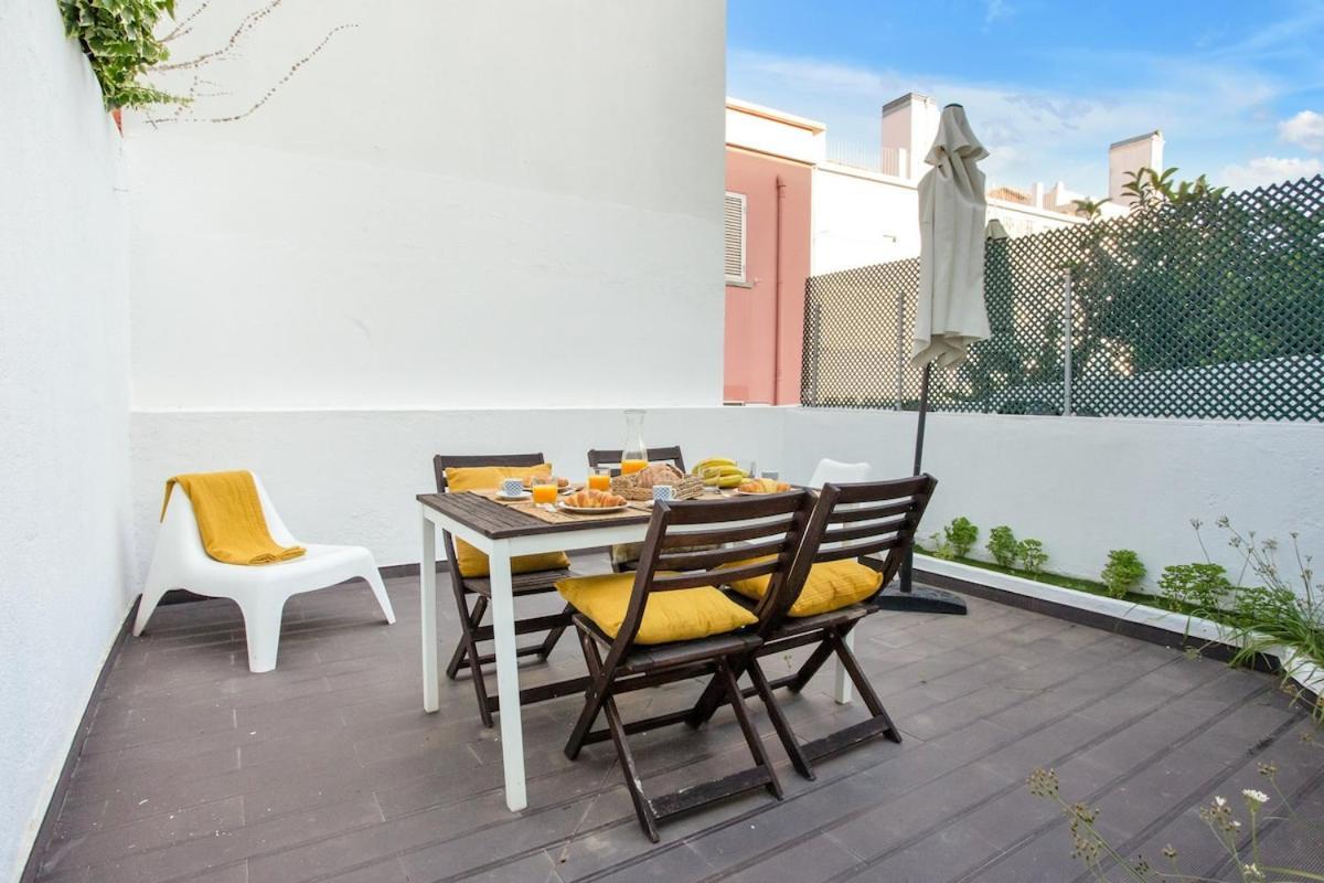 Modern 2 Bedroom Apartment In Estrela With Outside Terrace! Amazing For Families, Couples, Friends Lisboa Kültér fotó