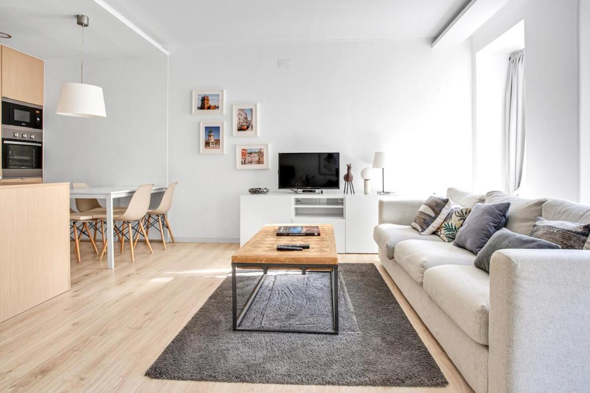 Modern 2 Bedroom Apartment In Estrela With Outside Terrace! Amazing For Families, Couples, Friends Lisboa Kültér fotó
